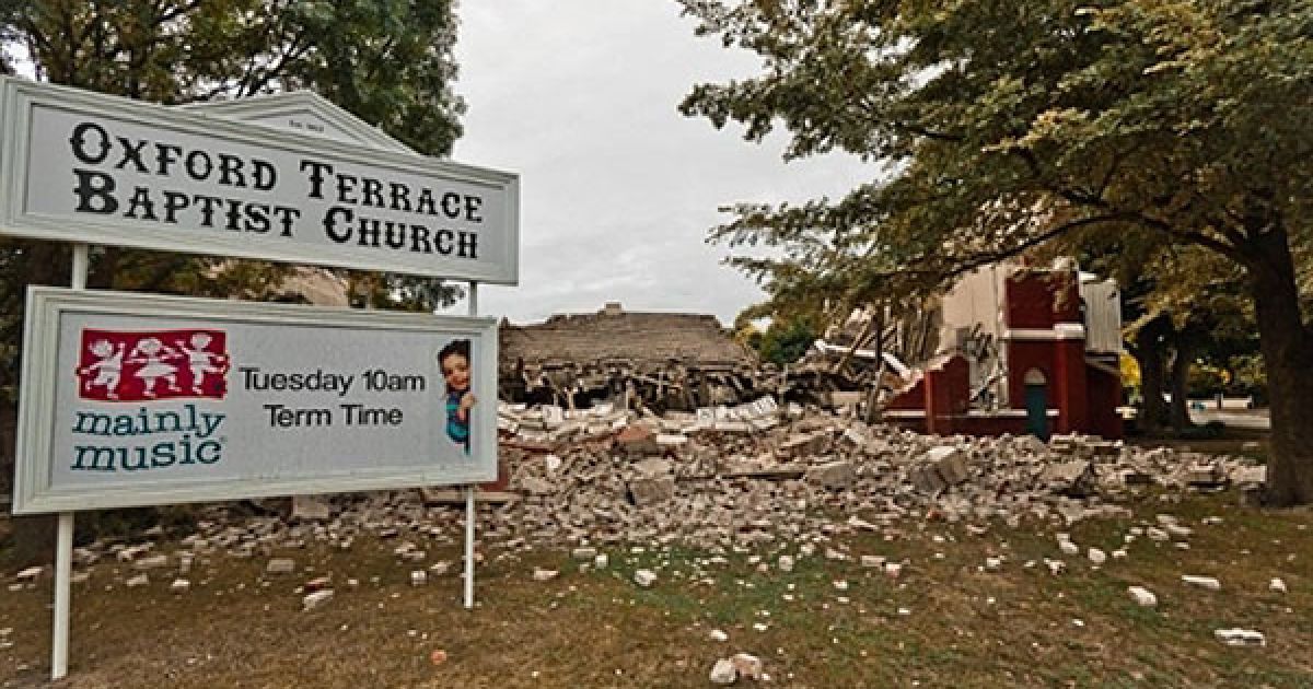 Десятки будинків, включаючи історичні пам'ятники, були повністю знищені. / © AFP