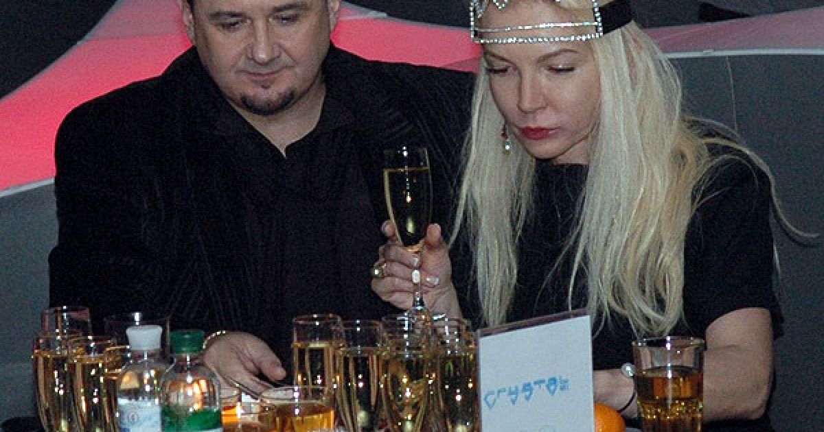 Володимир Гришко і блондинка.