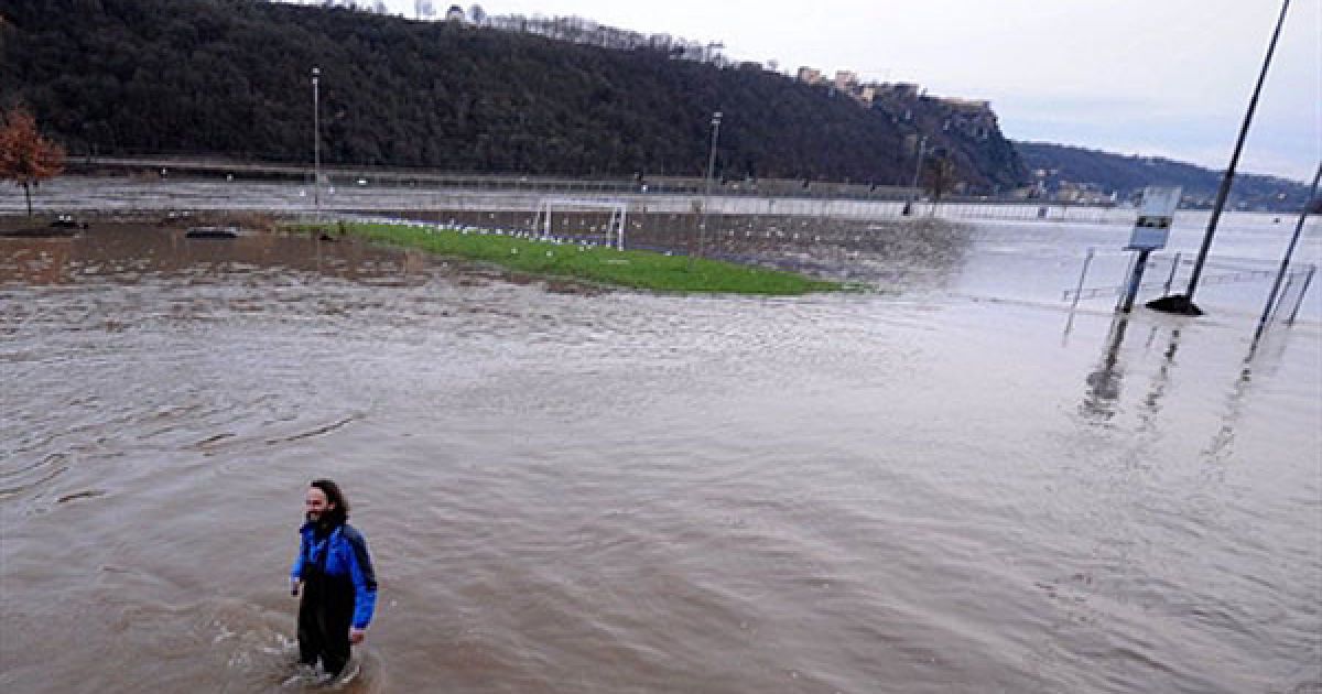 Затоплено частина міських районів і найближчих до Кобленц населених пунктів. / © AFP