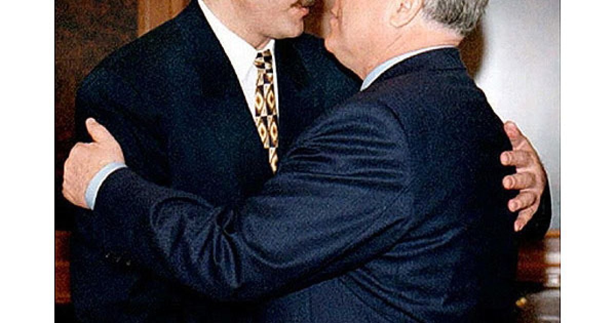Віктор Черномирдін і Олександр Лукашенко. Москва, 1996 рік. / © AFP