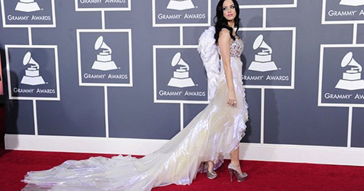 Співачка Кеті Перрі на червоній доріжці музичної премії Grammy Awards 2011 / © AFP