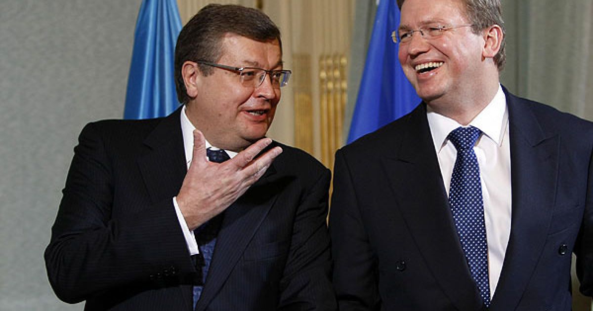 Міністр закордонних справ України Костянтин Грищенко та член Європейської Комісії з питань розширення та європейської політики сусідства Штефан Фюле. / © President.gov.ua