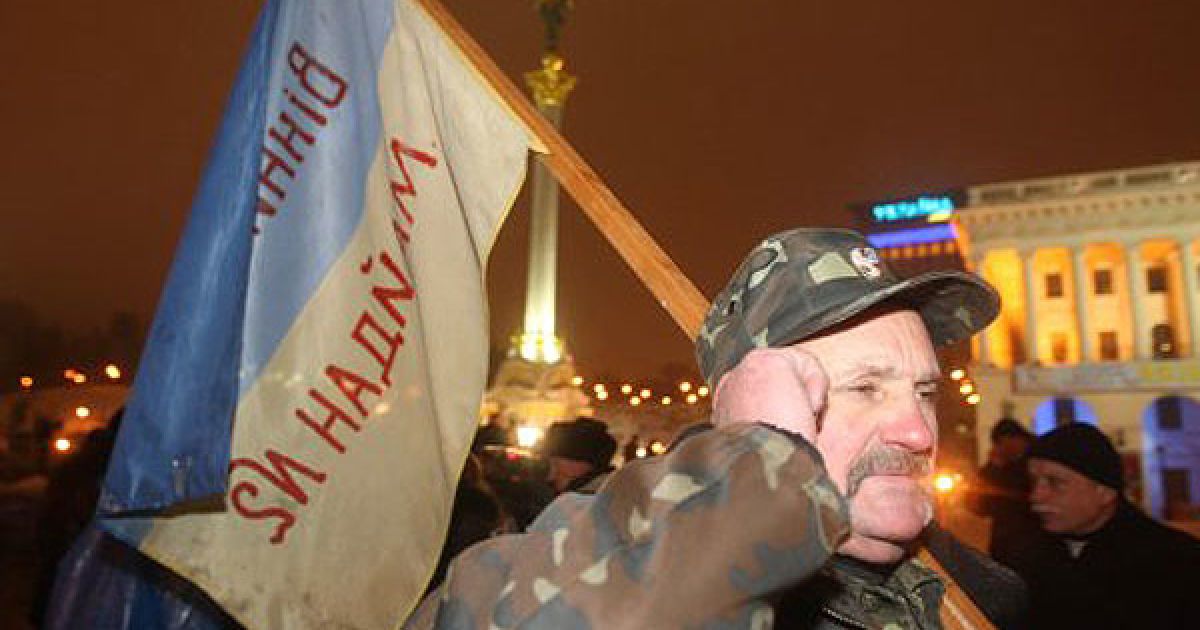 Підприємці, які залишилися на ніч на Майдані, не чинили спротиву міліції з огляду на її чисельну перевагу. / © УНІАН