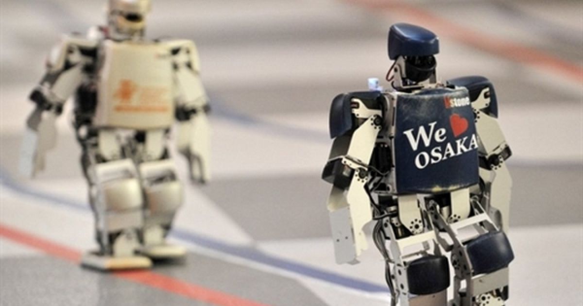 Robovie-PC висотою в 40 сантиметрів, важить 2,4 кілограма. / © AFP