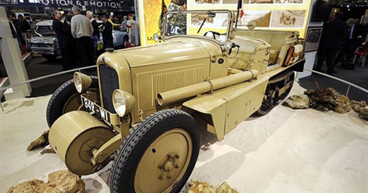 Легендарний Scarabee d&#039;Or ("Золотий жук") від Citroen, який брав участь у "Жовтій подорожі до Китаю" у 1931-32 рр. / © AFP