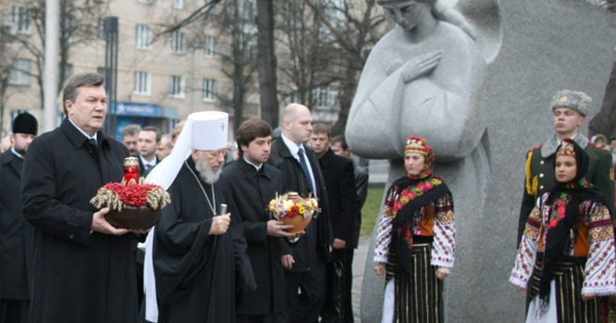 У Києві відбулась акція пам&rsquo;яті, панахида біля Національного Меморіалу жертв Голодомору та інші жалобні заходи / © President.gov.ua