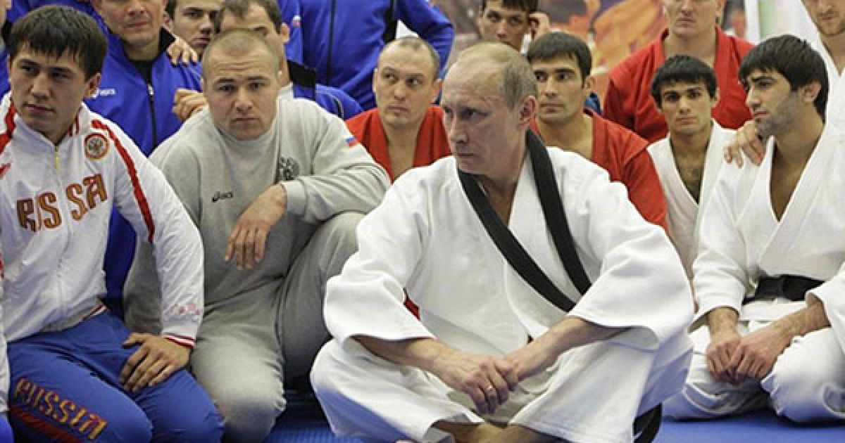 Прем&#039;єр-міністр Росії Володимир Путін потренувався у спортивному комплексі у Санкт-Петербурзі / © AFP