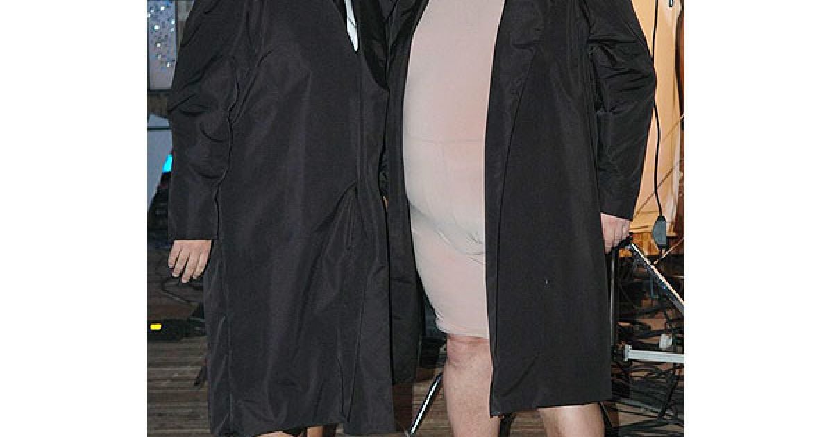 Потап і Юзик зіграли ексгібіціоністів.