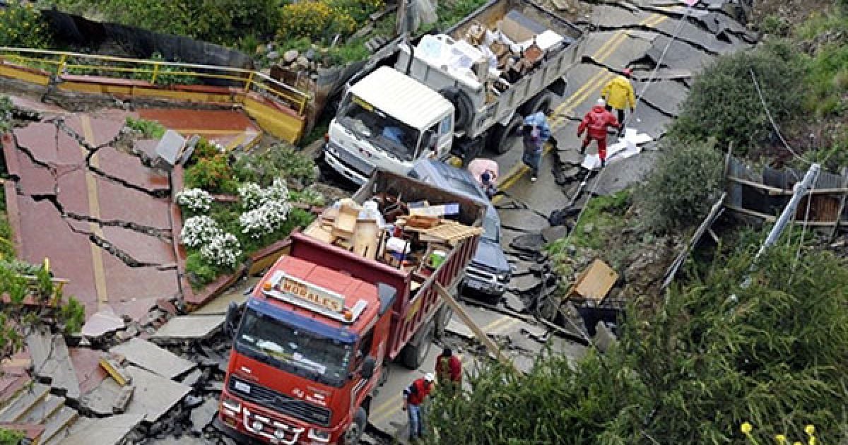 В результаті серії зсувів у болівійському місті Ла Пас були зруйновані близько 400 будинків. / © AFP