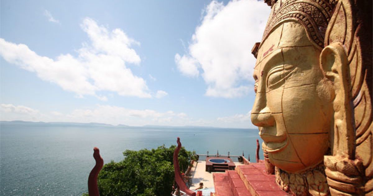 Дивіться "Світ навиворіт" на телеканалі "1+1" щосуботи о 10.00