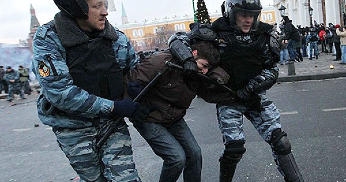За повідомленнями очевидців, були чутні і постріли. / © AFP