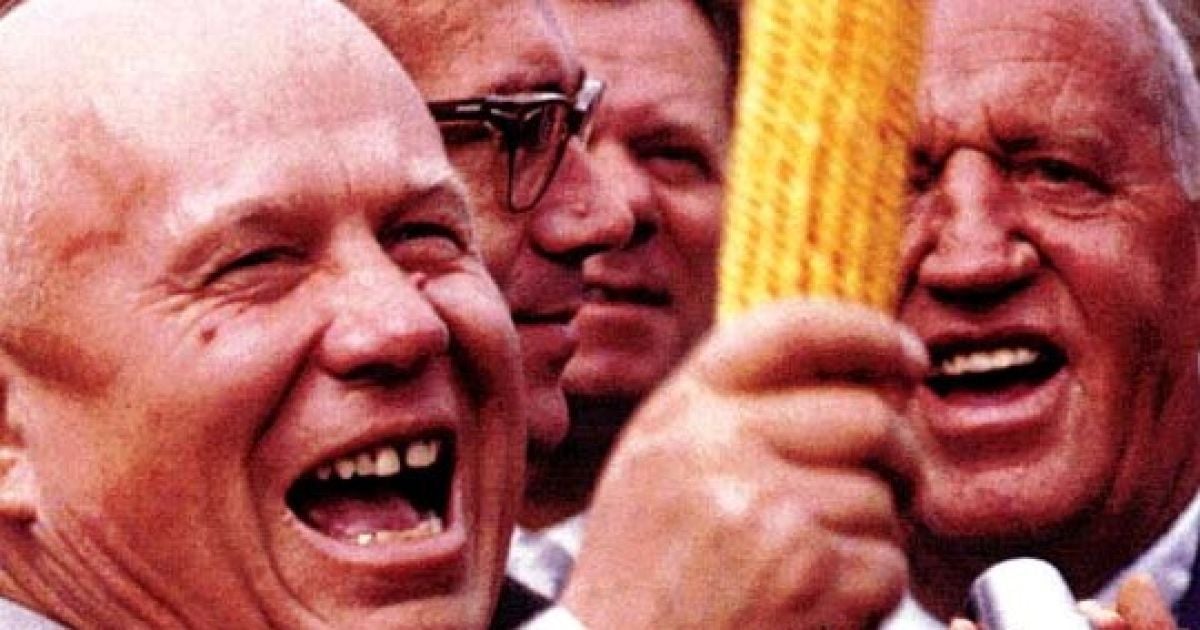 У США поставили п'єсу про "кукурудзяну" дружбу Хрущова і фермера