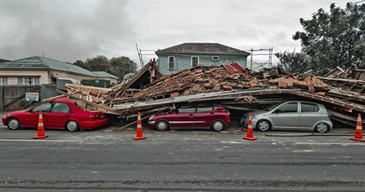 "Можливо ми стали свідками самого чорного дня в історії Нової Зеландії ... " - заявив прем'єр, виступаючи по місцевому телебаченню. / © AFP