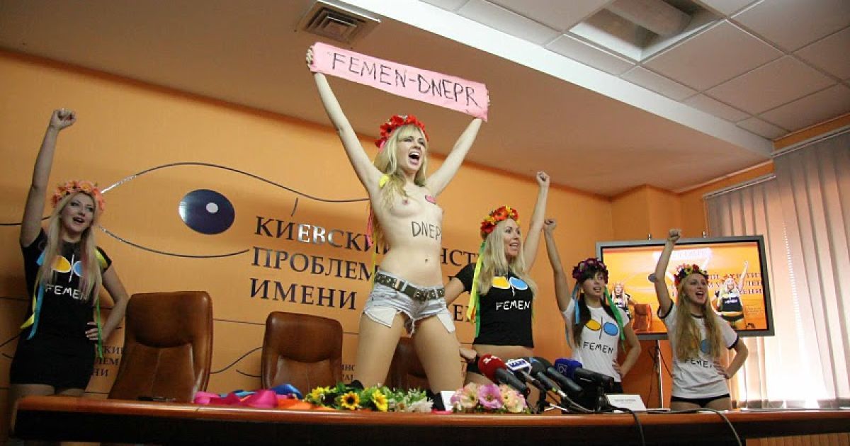 Жіночий рух FEMEN відкрив свою філію у Дніпропетровську / © femen.livejournal.com