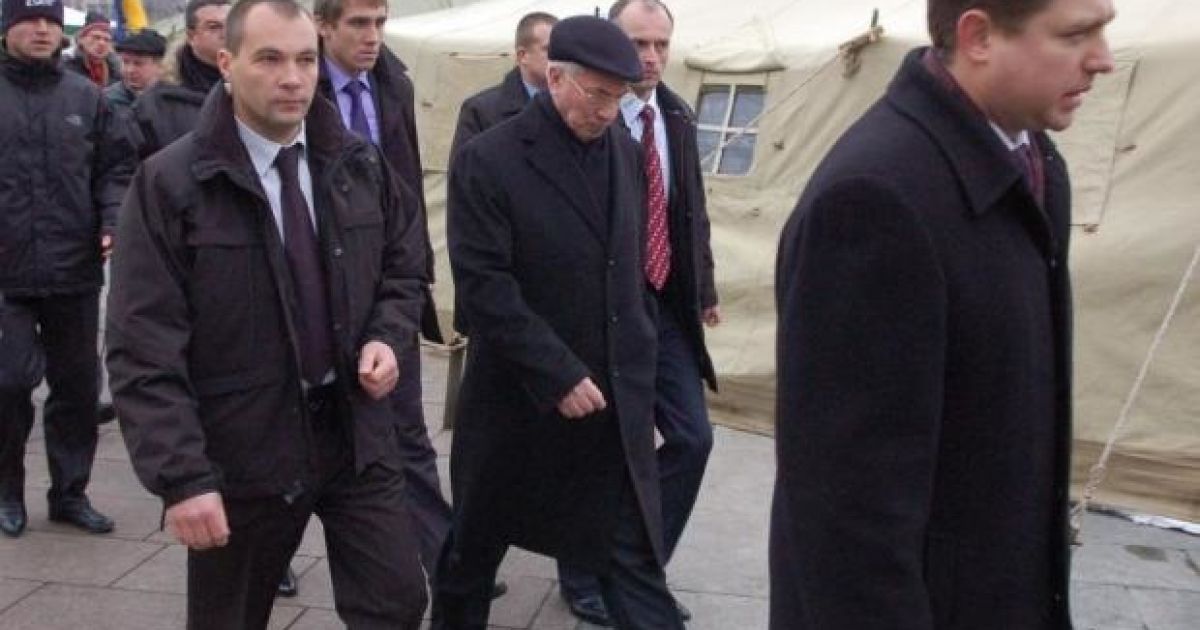 Підприємці не погодилися з такими пропозиціями, вимагаючи накласти вето на прийнятий Податковий кодекс і почати розробку нового документу з "чистого аркуша". / © Газета.ua