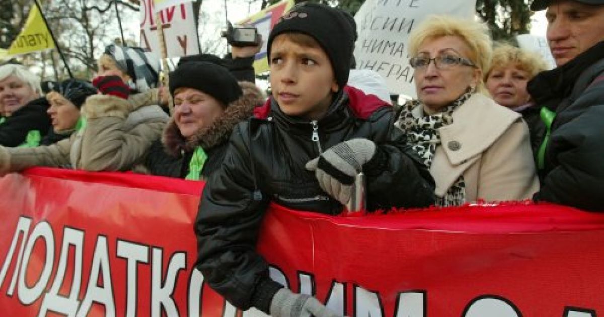 Наймасштабніший мітинг пройшов у столиці під стінами Верховної ради. / © УНІАН