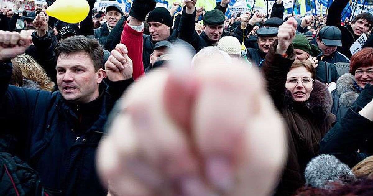 На підтримку акції протесту проти нового Податкового кодексу у Києві та в інших містах України вийшли на вулиці тисячі невдоволених підприємців. / © PHL.com.ua