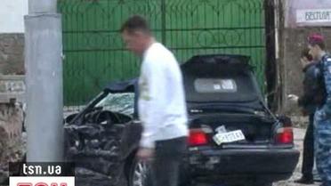 В Севастополе BMW насмерть сбил женщину с детьми на тротуаре