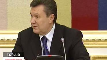 Янукович сократил количество министерств