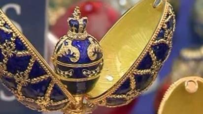 Митники влаштували виставку копій яєць Фаберже