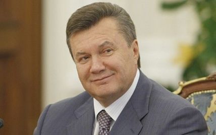Янукович посилив контроль українців над владою