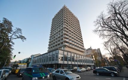 У депутатів "викрали" кілька машин через гостя Януковича
