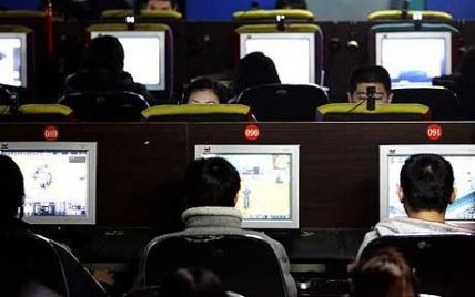 Китайські медики вирішили лікувати Інтернет-залежність електрошоком