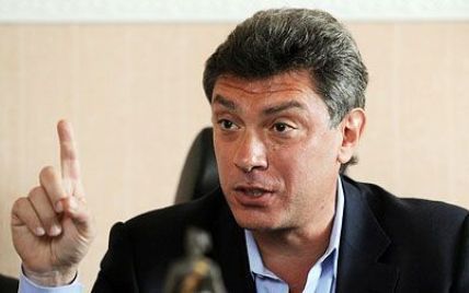 Немцов объяснил, почему Россия не будет воевать с Украиной