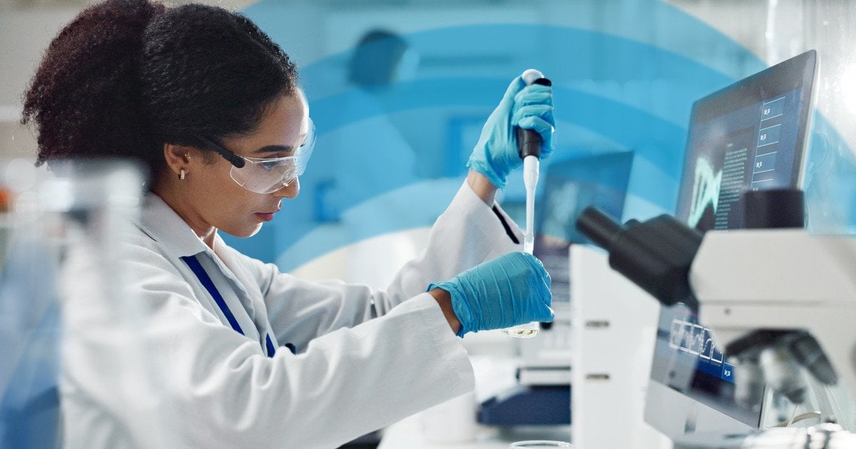 Першими запрошення отримають ті, хто народився у перших числах року