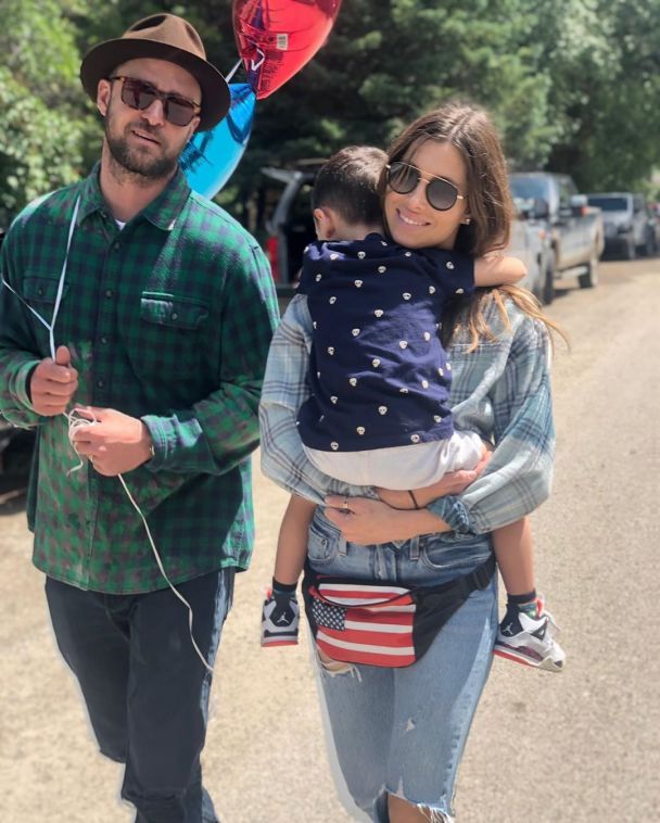  / © instagram.com/jessicabiel