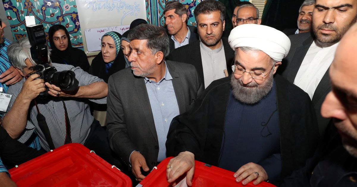 Роухані склав присягу президента Ірану та миттю звинуватив Трампа в ядерних "гріхах"