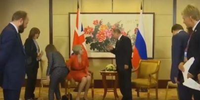 Мей забула потиснути руку Путіну на саміті G20