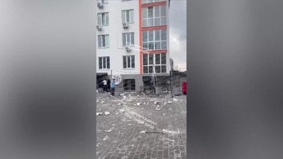 В Обухові дрон влучив у багатоповерхівку - відео