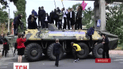 Миколаєвські школьники отремонтировали украинским военным БТР