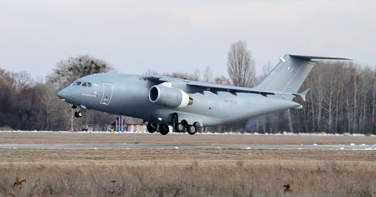 Літак Ан-178_3 / © tim5000.livejournal.com