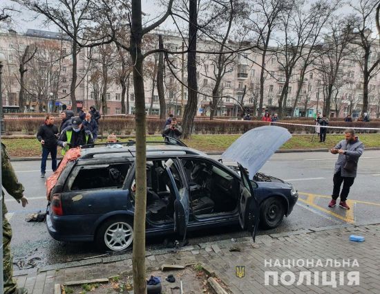 Пожежа в автомобілі, де знайшли автомат із дистанційним керуванням у Дніпрі: копи розслідують підготовку до вбивства