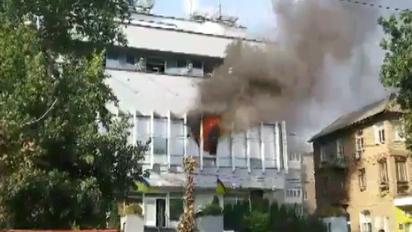 Телеканал "Интер" подожгли неизвестные