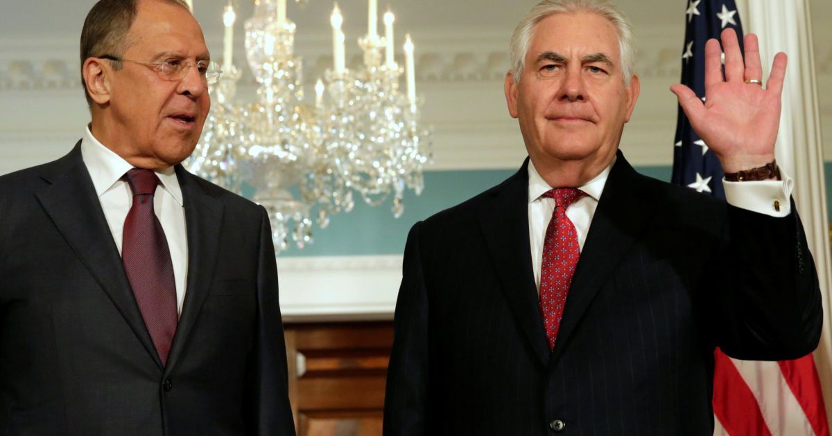 Лавров розповів Тіллерсону, чому РФ вводить санкцій проти США