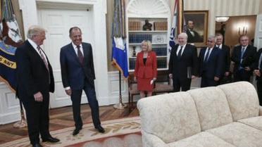 Трамп та Лавров. недозволені фото_3 / © Reuters