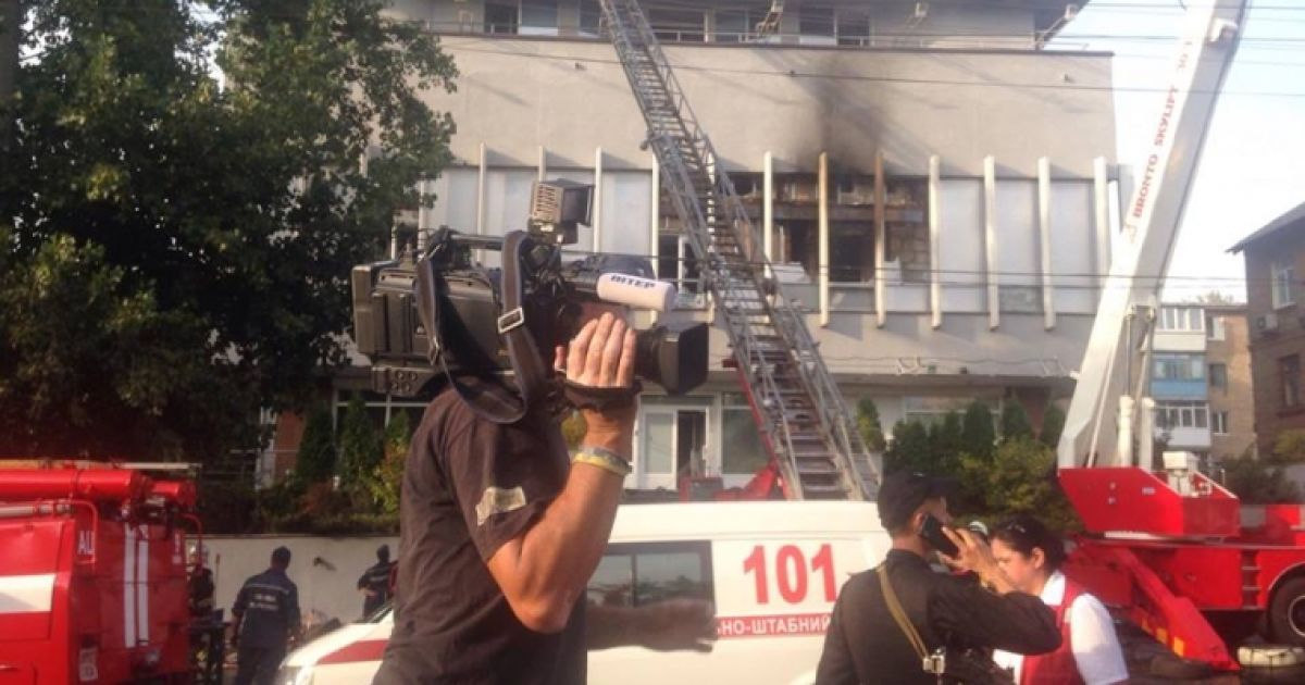 На "Інтері" заявили, що внаслідок пожежі повністю згоріла студія "Подробиць"