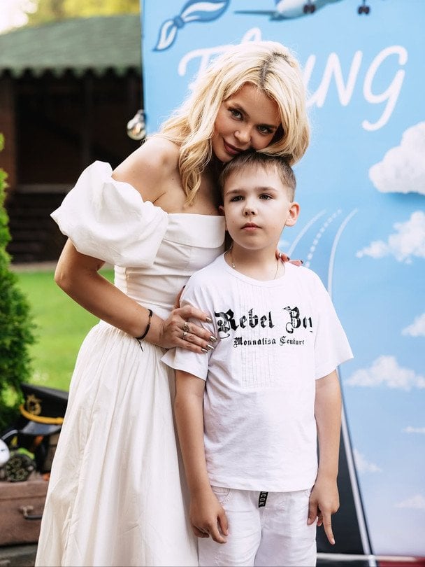 Аліна Гросу з молодшим братом / © instagram.com/alina_grosu