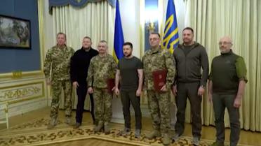 Зеленский вручил ордена «Золотая Звезда» военнослужащим ВСУ, которым присвоено звание Героя Украины
