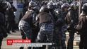 В России задержанных участников протеста оставили под стражей дольше чем позволяет закон