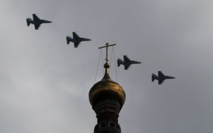 Країни СНД під наглядом Росії підняли в небо авіацію