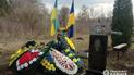Сміялись та знімали відео в ТікТок: на Черкащині 14-річні школярі познущались з могили захисника України