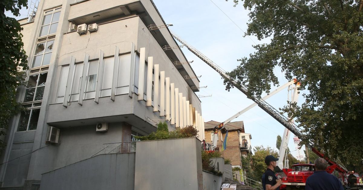 Пожежа на Інтері_16 / © УНІАН