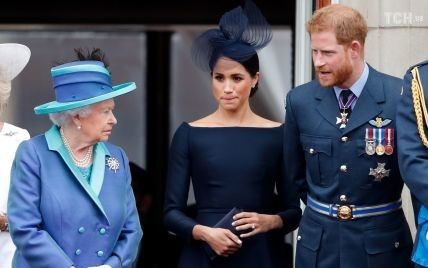 Королева заговорила: монаршая семья отреагировала на скандальное интервью принца Гарри и Меган Маркл
