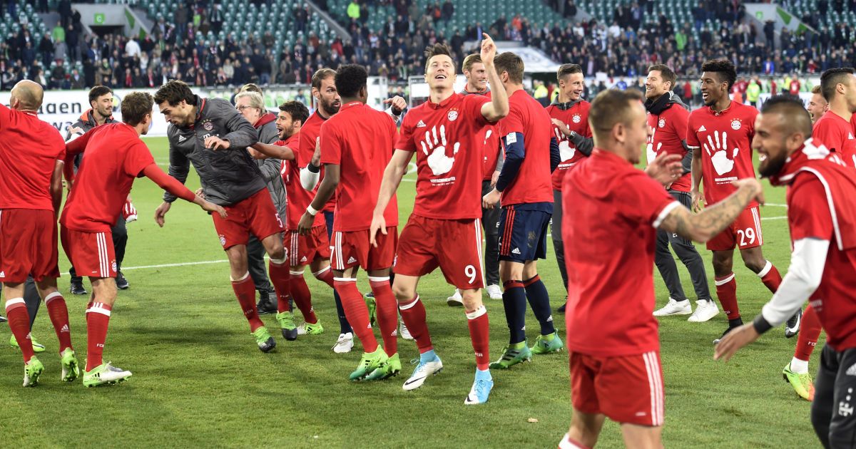 "Бавария" выиграла пятый раз подряд чемпионат Германии / © Reuters
