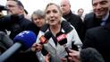 Ти не пройдеш: Ле Пен освистали під час передвиборчої агітації