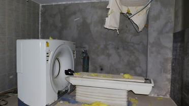 Наслідки авіаударів по лікарні у селі Дейр-аль-Шаркі. / © Reuters